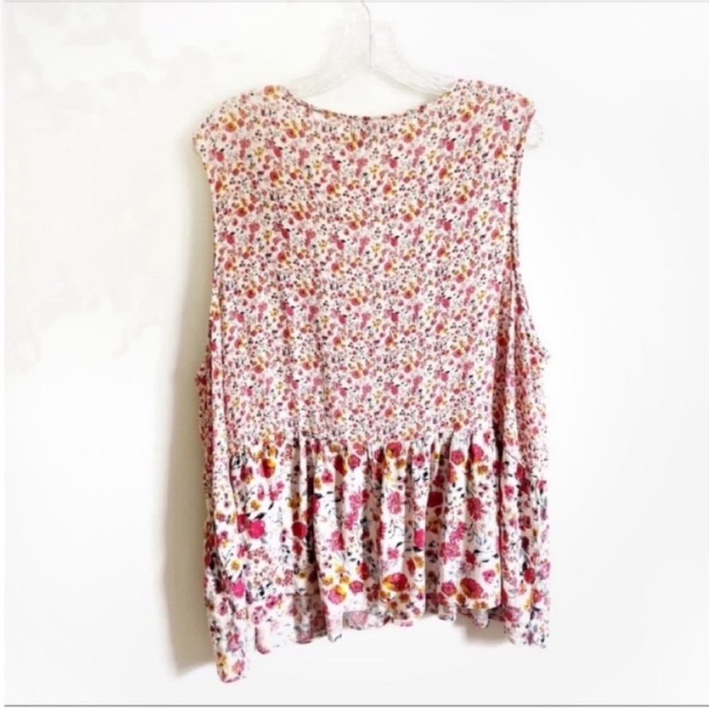 Blue Rain Francesca's Quincy tank top cream red floral crochet sleeveless - Picture 10 of 10